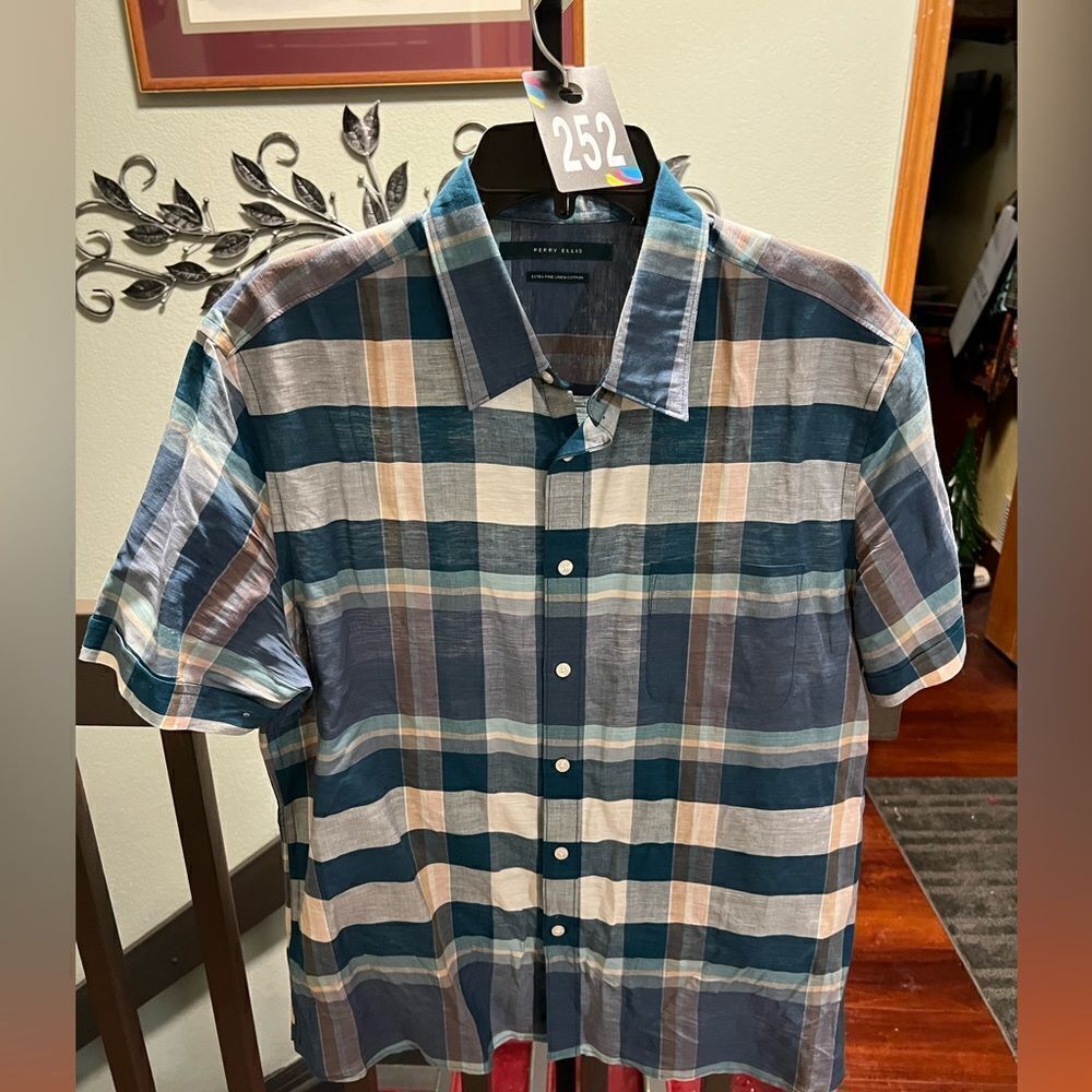 EUC Perry Ellis Men's Blue Plaid Shirt Large #252